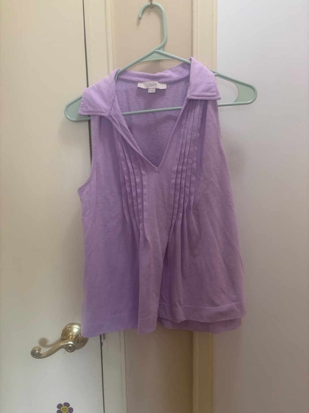LOFT Lavender V-Neck Sleeveless Pintuck Top